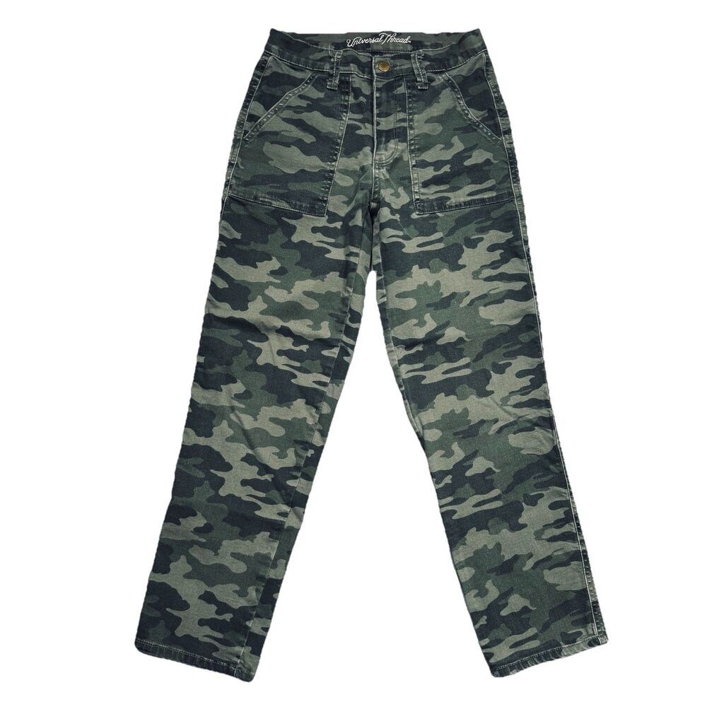Universal Thread High Rise Straight 0/25 (26x26) Green Camouflage Jeans Womens